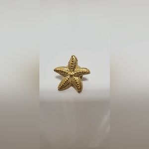 Starfish Light Gold Coat Pin Brooch 🌴